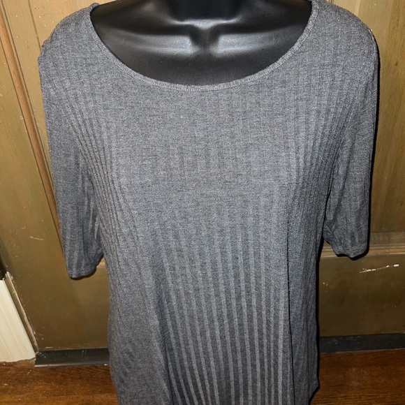 LAST CALL Apt. 9 Gray Ribbed Casual Swoop Neck 3/4 Sleeve Lightweight Top Size L - Picture 2 of 6